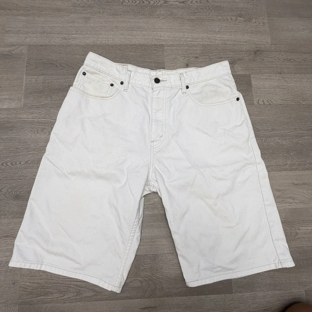 Levis pre owned